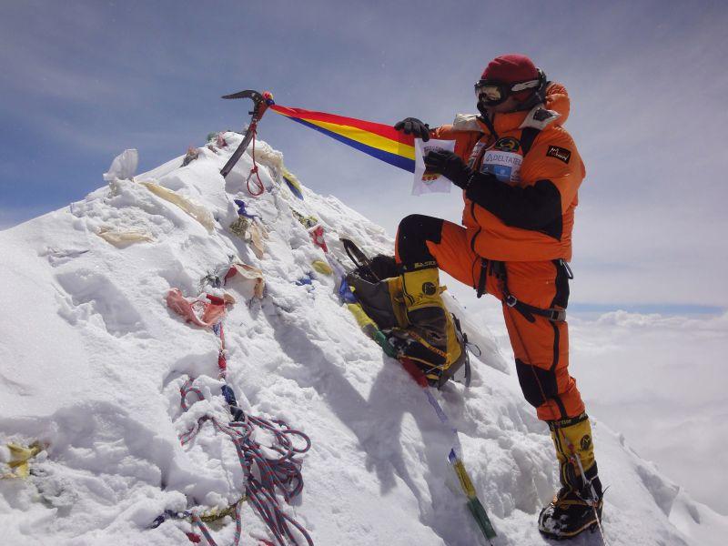 Романец во мисија за освојување на 14-те врвови повисоки од 8.000 метри 