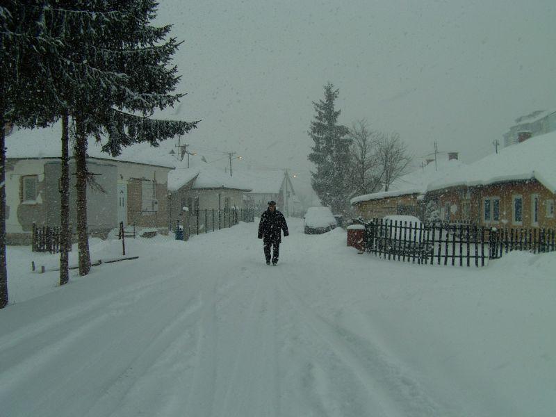 Екстремно ниски температури во Србија, Хрватска и БиХ и прва жртва од студ во Албанија