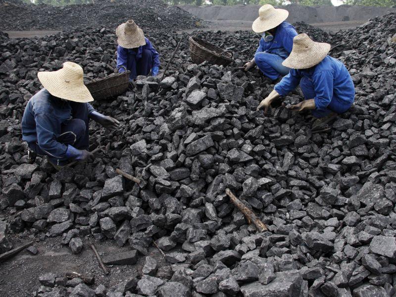 Кина става ред во најзагадувачкиот сектор - рударството
