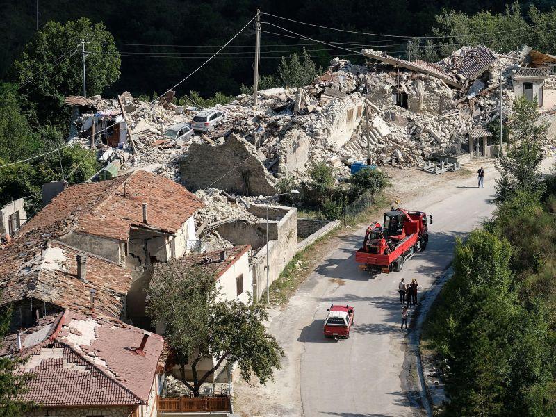 Обновата по земјотресот во Италија ќе чини најмалку три милијарди евра