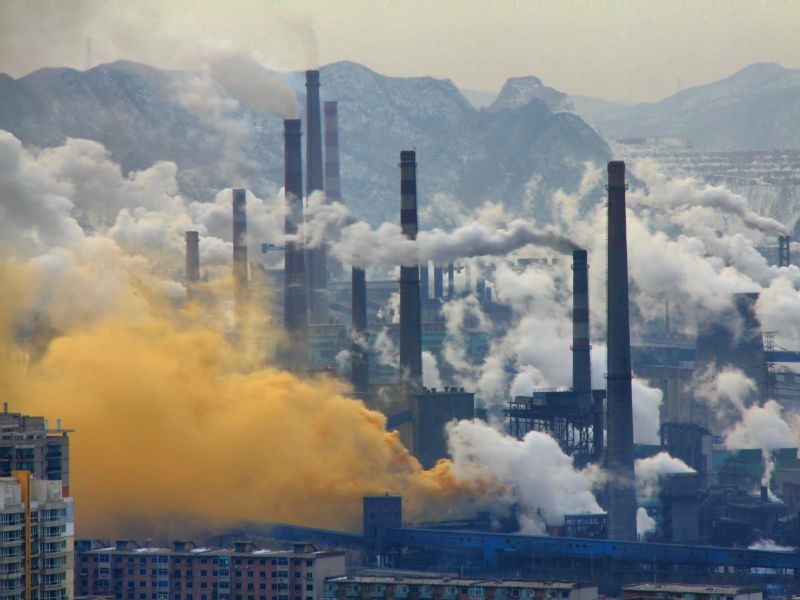 Кинески фабрики казнети поради кршење на мерките за загадување