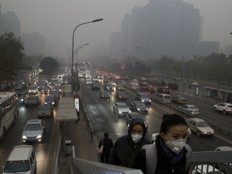 Половината кинески градови се под смог